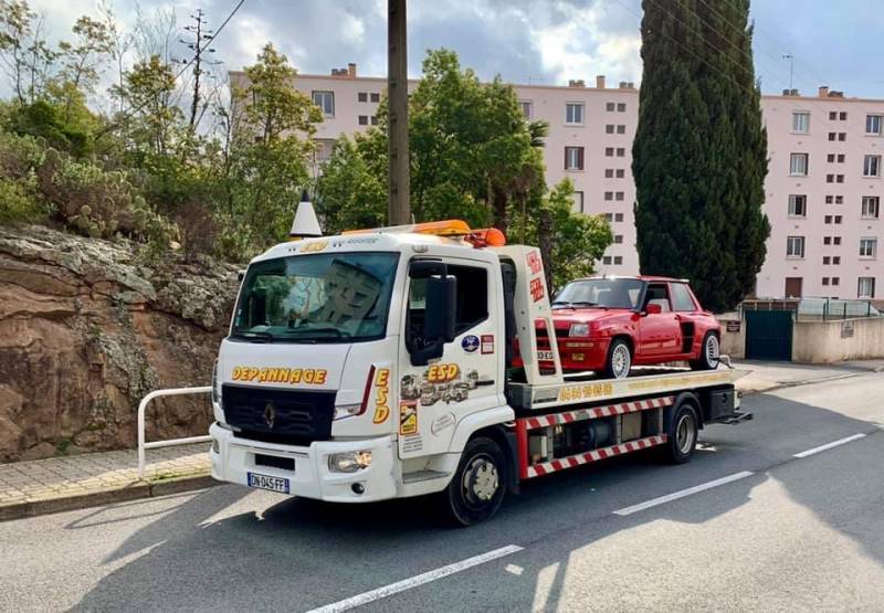 Remorquage en urgence de véhicule de luxe et haut de gamme à Saint-Tropez