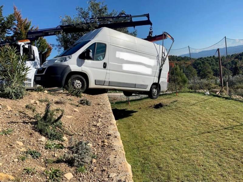 Remorquage et dépannage de véhicules utilitaires à Roquebrune sur Argens près de Saint Raphaël