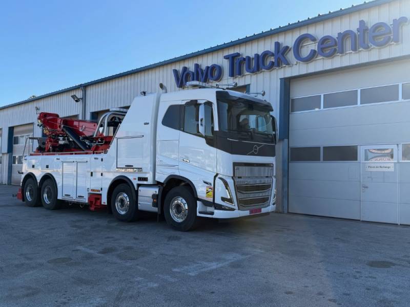 DEPANNEUSE POIDS LOURDS ESD DEPANNAGE ROQUEBRUNE-SUR-ARGENS